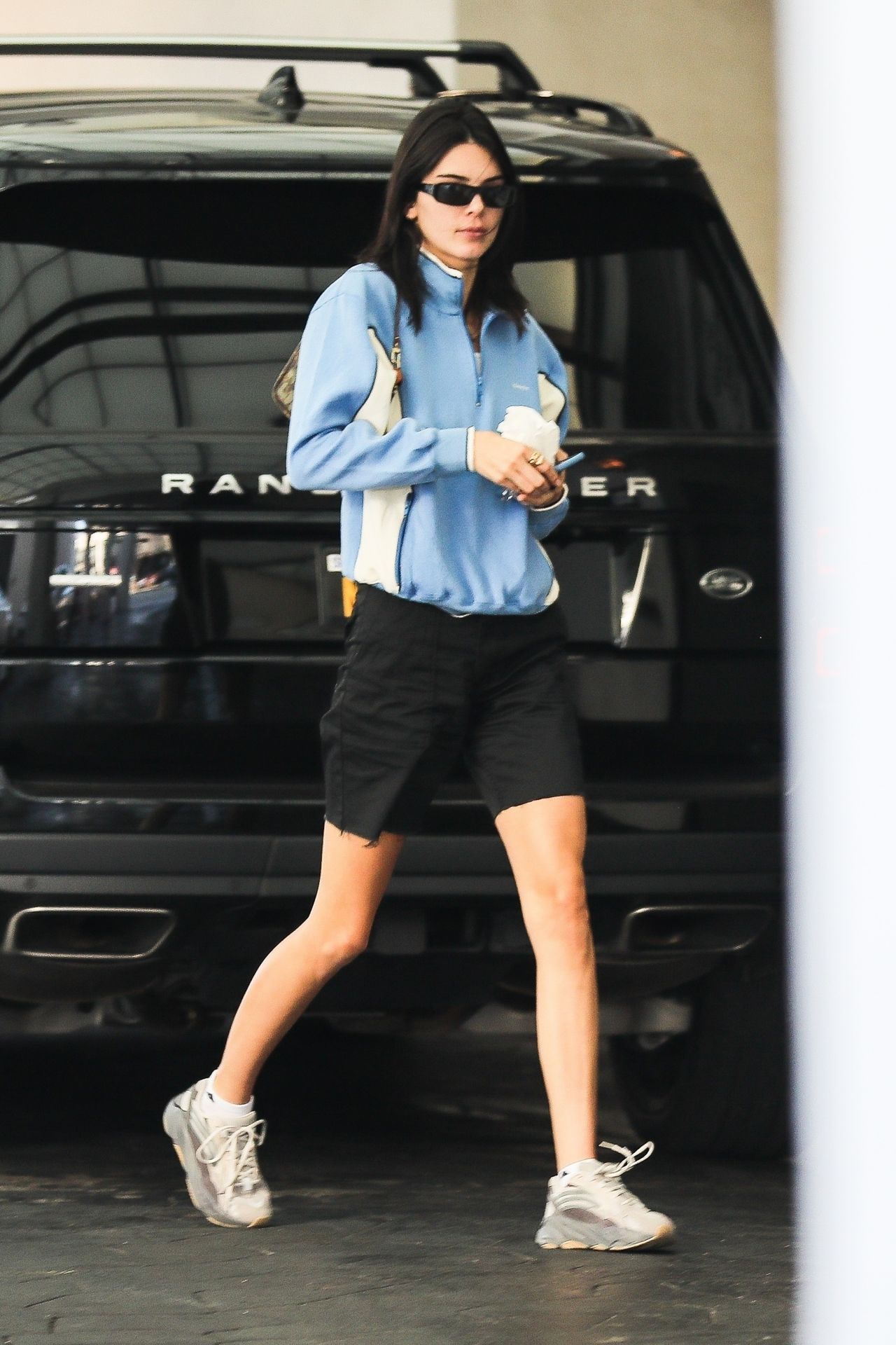 Kendall Jenner Beverly Hills September 3, 2016 – Star Style