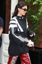 Kendall Jenner - Shopping in New York City 06/21/2019