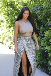 Kim Kardashian - Social Meida 06/11/2019