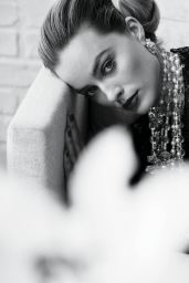 Margot Robbie – Vogue Magazine July 2019 Issue