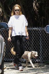 Natalie Portman - Griffith Park in Los Angeles 06/07/2019