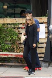 Natalie Portman - Out For Lunch in LA 06/23/2019