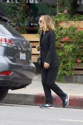Natalie Portman - Out For Lunch in LA 06/23/2019