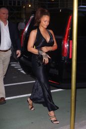 Rihanna Night Out Style 06/11/2019