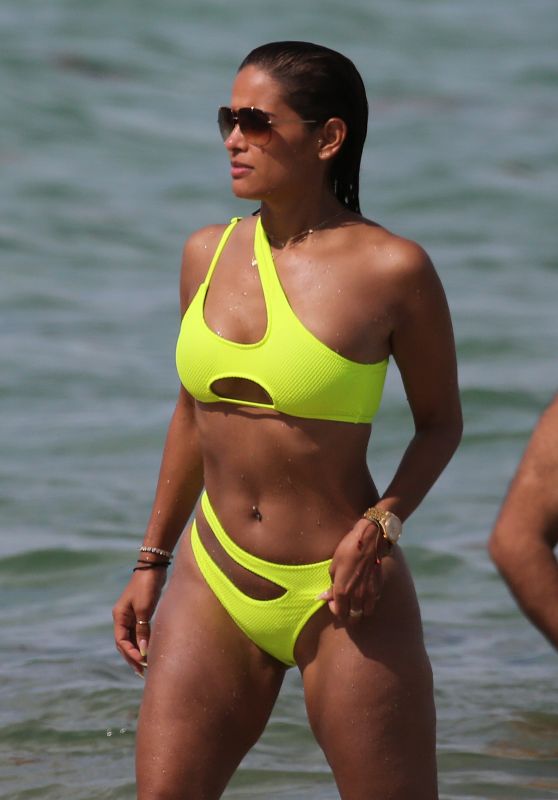 Rocsi Diaz in a Neon Yellow Bikini on the Beach in Miami 06/11/2019