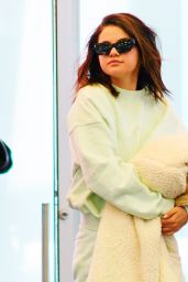 Selena Gomez in Comfy Travel Outfit at JFK Airport in NYC 06/12/2019