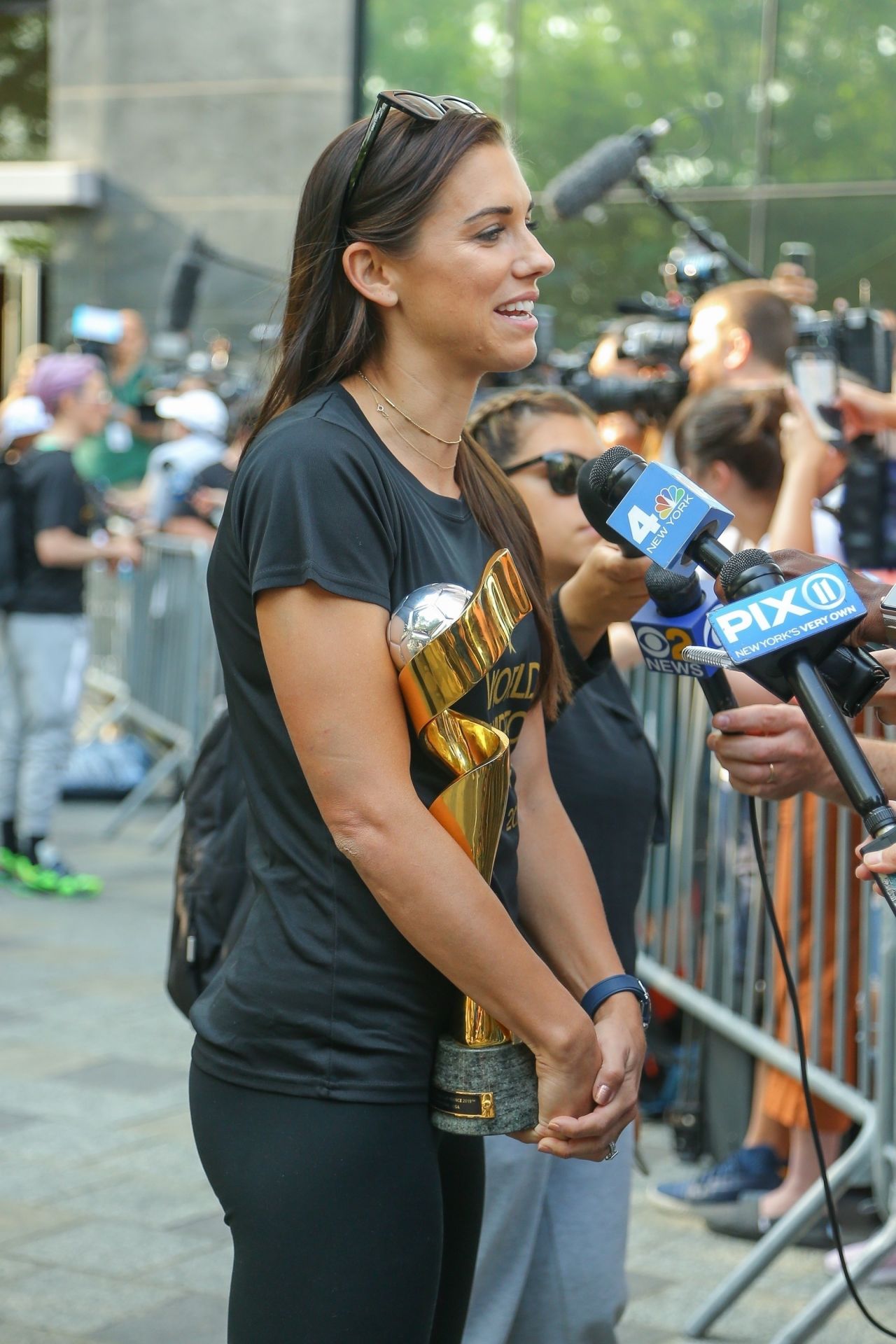 Alex Morgan - Arriving in NYC After Winning the 2019 FIFA Women's World