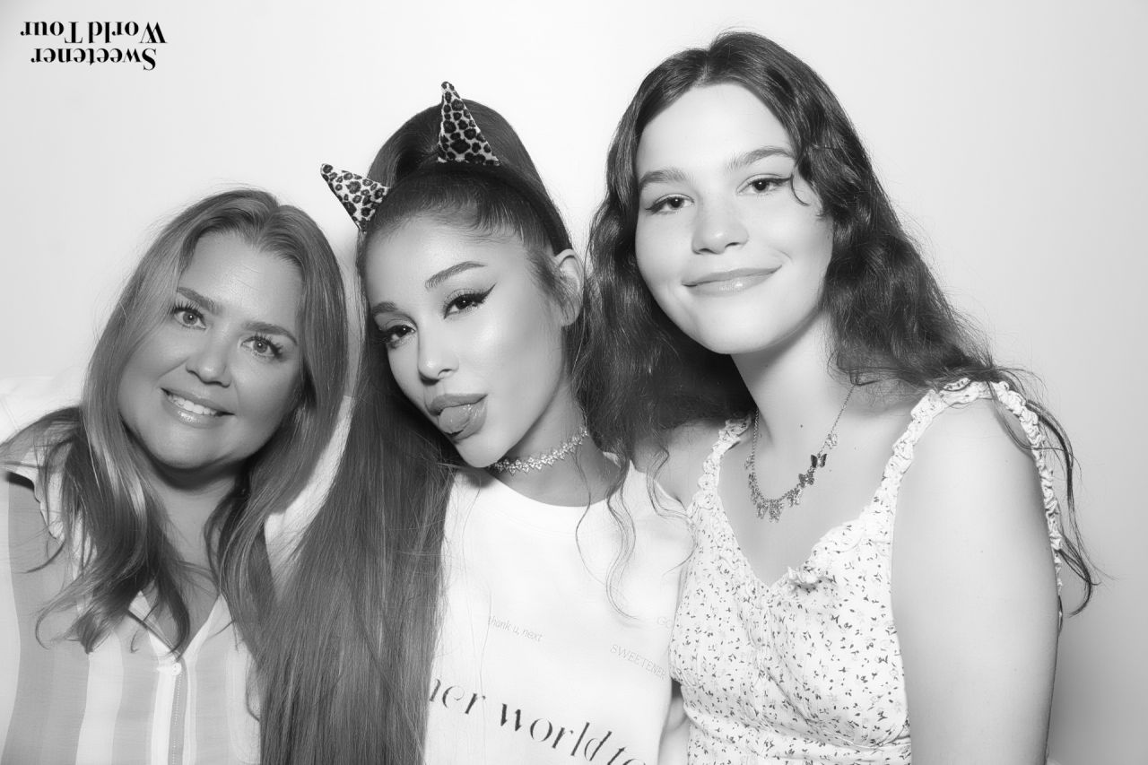 Ariana Grande - Sweetener World Tour Meet & Greet in Indianapolis 06/29