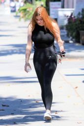 Ariel Winter in Tights - Out in Los Angeles 07/15/2019