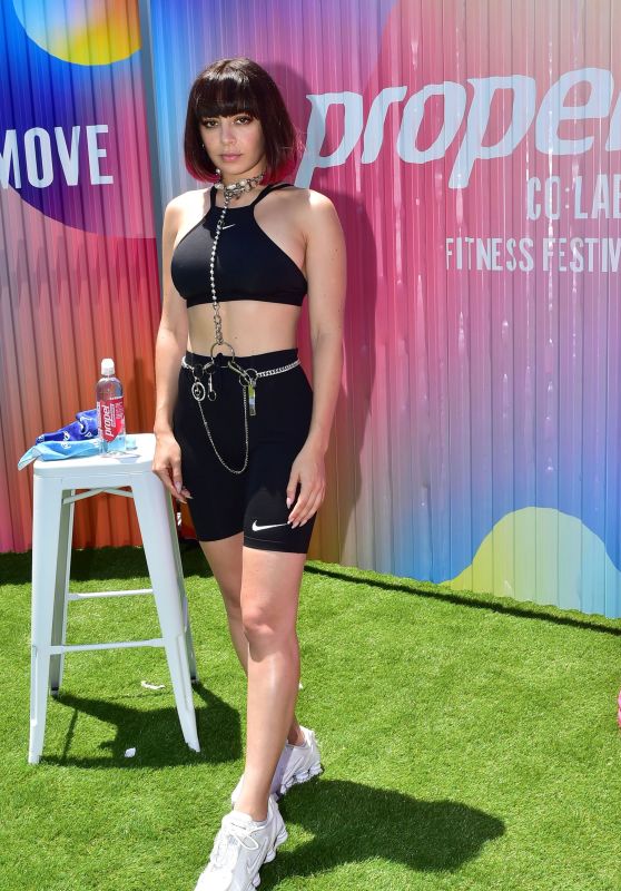 Charli XCX - Performs During a Workout Class in Los Angeles 07/20/2019