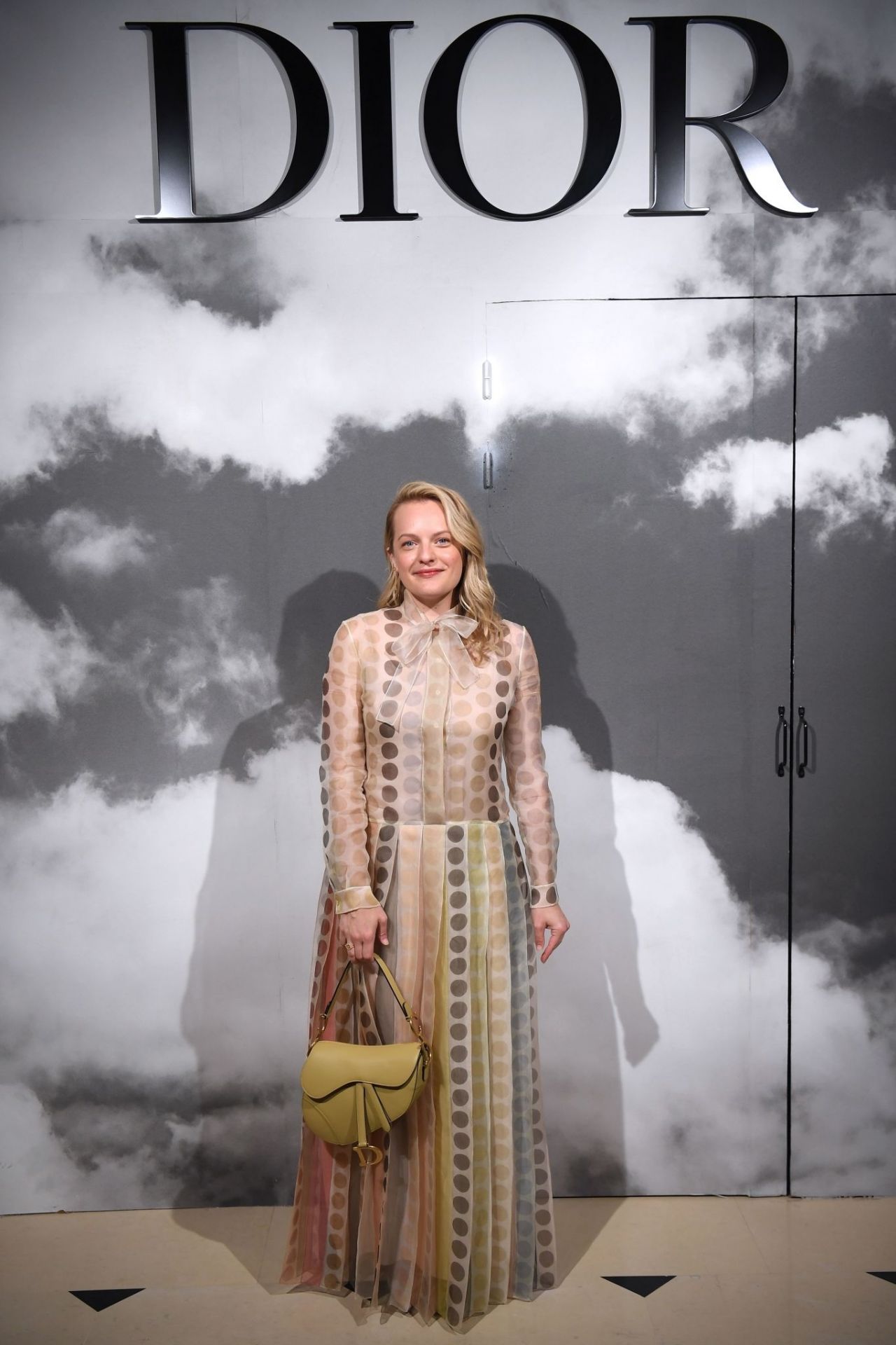 Elisabeth Moss – Christian Dior Haute Couture F/W 19/20 Show in Paris ...