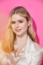 Erin Moriarty   Pizza Hut Lounge Portraits at SDCC 2019   - 80