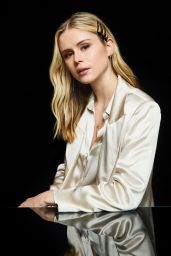 Erin Moriarty   Pizza Hut Lounge Portraits at SDCC 2019   - 84