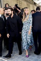 Heidi Klum – Outside the Valentino Show in Paris 07/03/2019