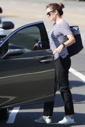 Jennifer Garner - Out in LA 07/24/2019