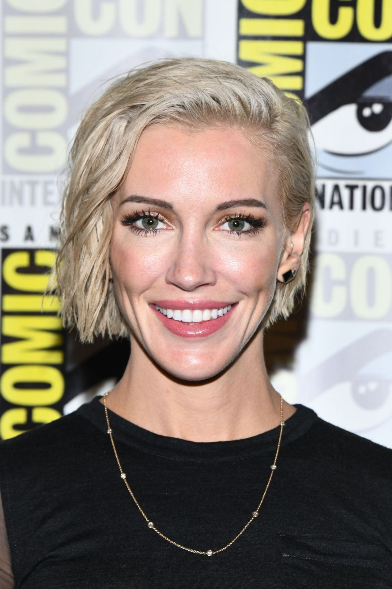 Katie Cassidy Arrow Special Presentation And Qanda At Sdcc 2019 3697