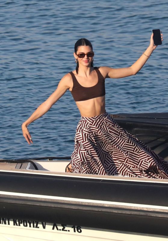 Kendall Jenner at a Boat in Mykonos 07/09/2019