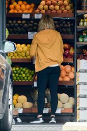 Kristen Bell - Grocery Shopping in Studio City 07/08/2019