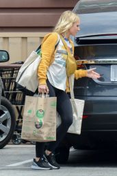 Kristen Bell - Grocery Shopping in Studio City 07/08/2019