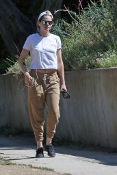 Kristen Stewart in Comfy Outfit - Los Feliz 07/24/2019