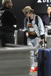 Kristen Stewart in Travel Outfit - LAX Airport in Los Angeles 07/04/2019
