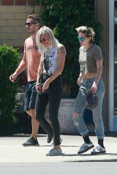 Kristen Stewart - Out With Frieds in Los Angeles 07/27/2019