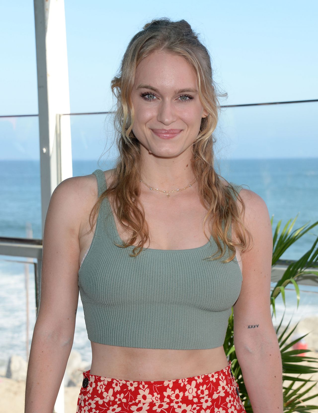 leven-rambin-2019-instagram-instabeach-party-in-pacific-palisades