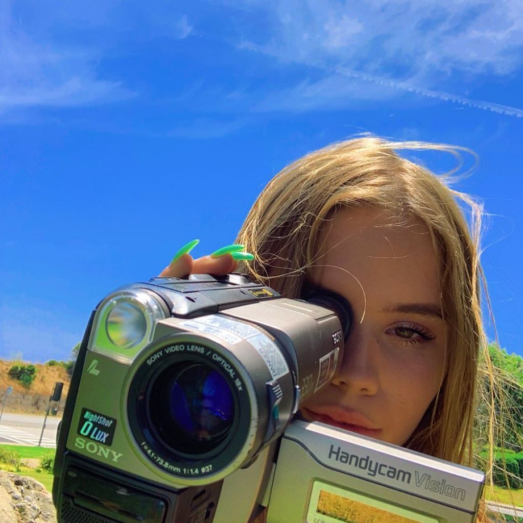 Lexee Smith - Social Media 07/10/2019 • CelebMafia