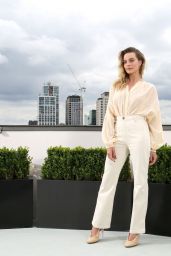 Margot Robbie – “Once Upon a Time in Hollywood” Photocall in London