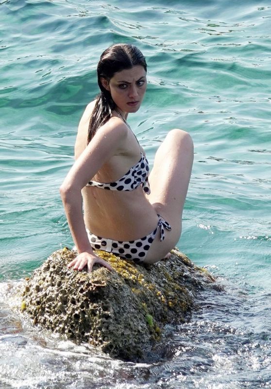 Phoebe Tonkin in Bikini - Capri, June 2019
