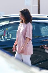 Selena Gomez - Shopping in Los Angeles 07/05/2019