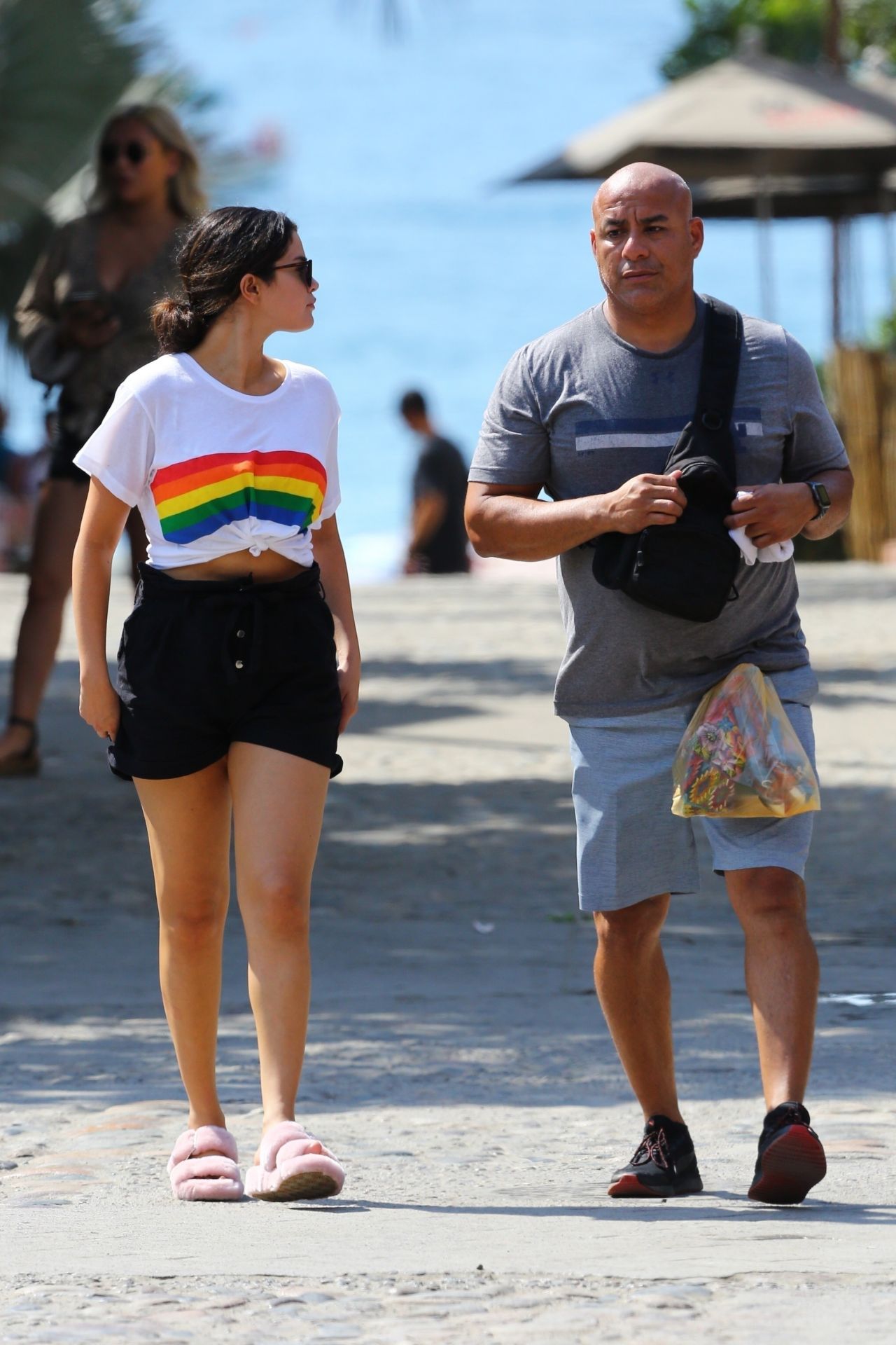 Selena Gomez - Shopping in Punta de Mita 06/30/2019 • CelebMafia