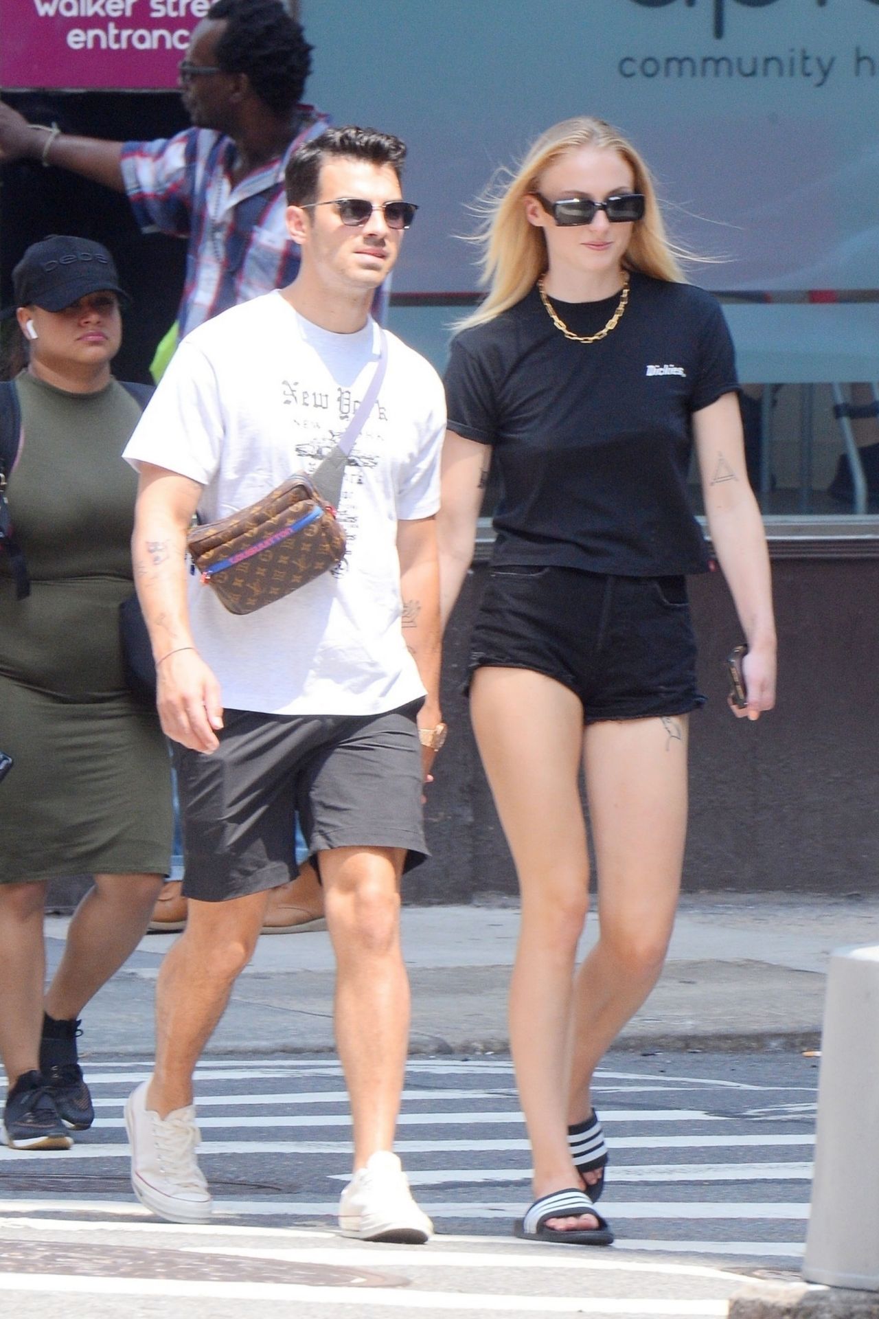 Sophie Turner Leggy in Shorts 07/30/2019 • CelebMafia