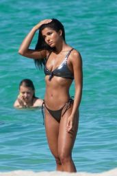 Yovanna Ventura in a Bikini - Miami Beach 07/11/2019