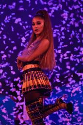 Ariana Grande - Performs Live at the "Sweetener World Tour" in London