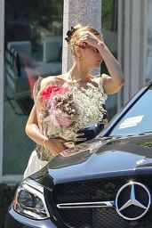 Bella Hadid - Leaving a Floral Shop in Los Angeles 08/04/2019