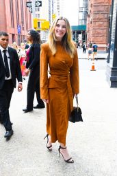 Betty Gilpin - Outside BUILD Studios in NYC 08/13/2019