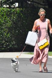 Brie Larson With Her Dogs - West Hollywood 08/12/2019