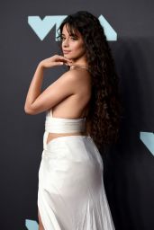 Camila Cabello – 2019 MTV Video Music Awards in Newark