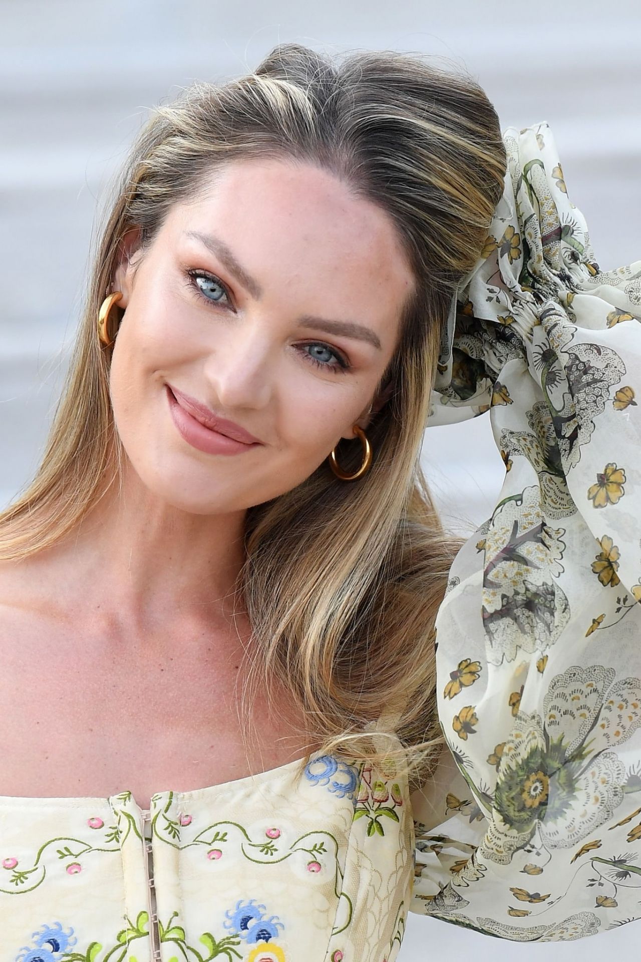 Candice Swanepoel - 76th Venice Film Festival Photocall • CelebMafia