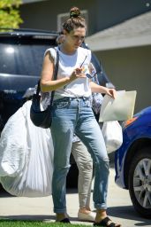 Elizabeth Olsen - Out in Studio City 08/08/2019