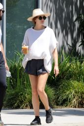 Elizabeth Olsen - Out in Studio City 08/10/2019