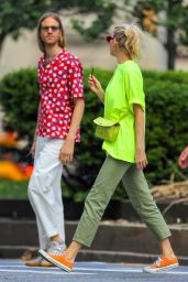 Elsa Hosk Casual Style - Out in NYC 08/25/2019