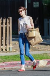Emma Roberts - Picking up Food From The Oaks Gourmet in LA 08/06/2019