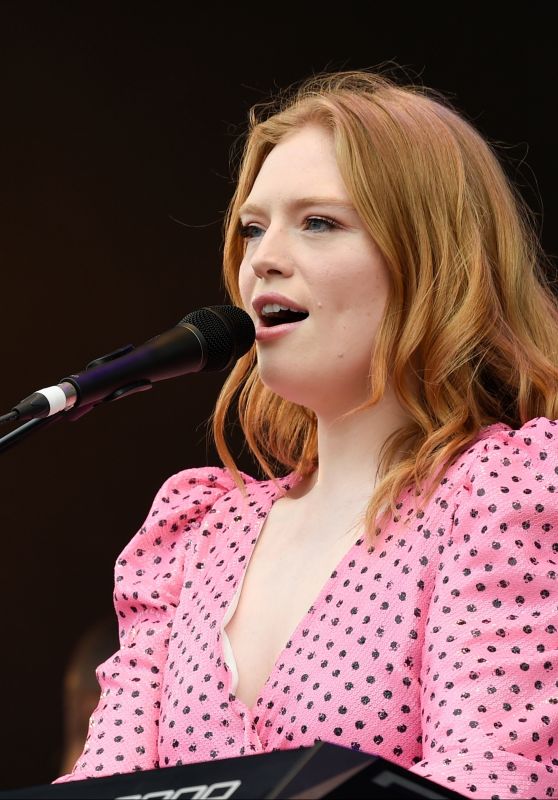 Freya Ridings - BBC Summer Social at Croxteth Park in Liverpool 08/03/2019