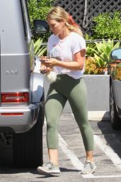 Hilary Duff in Tights 08/21/2019