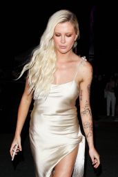 Ireland Baldwin - Outside Weedmaps Museum of Weed Exclusive Preview Celebration in Hollywood 08/01/2019