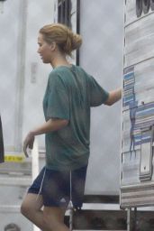 Jennifer Lawrence - Receives White Flowers Delivered to Her Trailer on Her Birthday in New Orleans 08/15/2019
