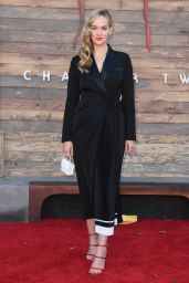 Jess Weixler – “It: Chapter Two” Premiere in Westwood