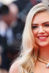 Kate Upton on Red Carpet – “Marriage Story” Screening at the 76th Venice Film Festival